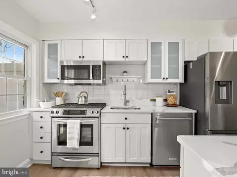 Kitchen - 317 Overbrook Rd, Baltimore, MD 21212 photo 2 of 7