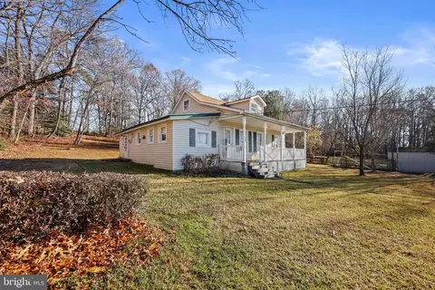 Exterior - 4432 Silver Spring Rd, Perry Hall, MD 21128 photo 2 of 4