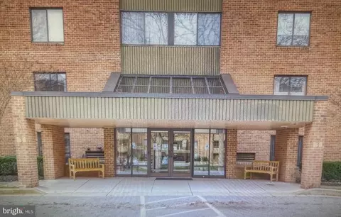 3 Southerly Ct #106, Towson, MD 21286