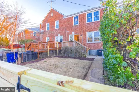 Exterior - 144 Stevenson Ln, Baltimore, MD 21212 photo 4 of 5