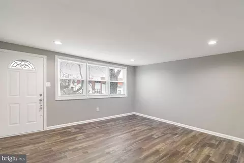 3176 Shiloh Ct, Halethorpe, MD 21227