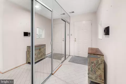 Entry Way - 9 A Pipe Hill Ct #9A, Baltimore, MD 21209 photo 2 of 3