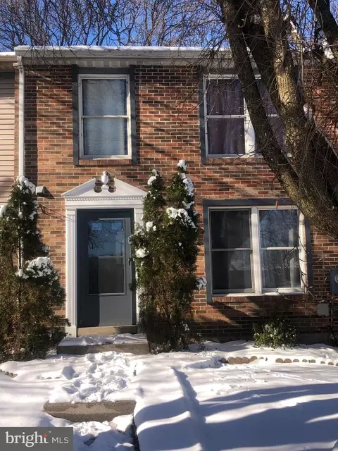 10 Fitzharding Pl, Owings Mills, MD 21117
