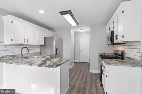 9109 Cove Point Rd, Sparrows Point, MD 21219 photo 9