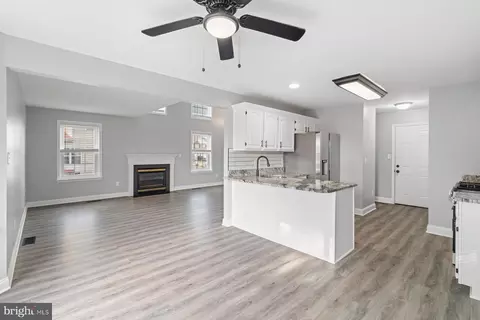 9109 Cove Point Rd, Sparrows Point, MD 21219 photo 8
