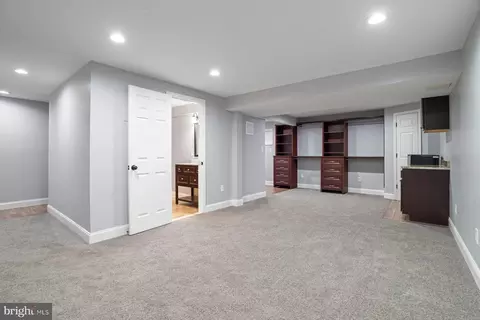 9109 Cove Point Rd, Sparrows Point, MD 21219 photo 17