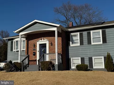 1326 Denbright, Catonsville, MD 21228