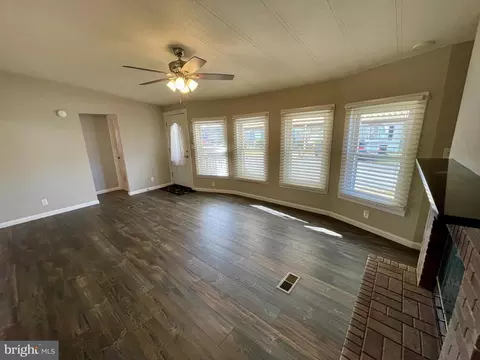 1 Cypress Ln, Middle River, MD 21220 photo 25