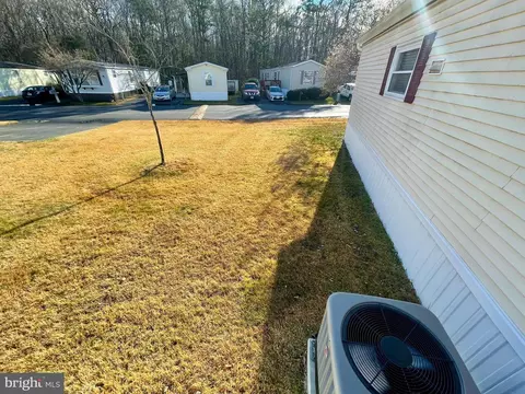 1 Cypress Ln, Middle River, MD 21220 photo 6