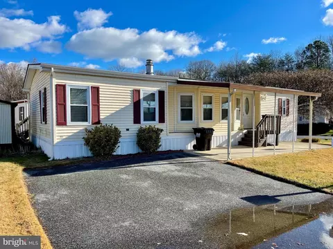 1 Cypress Ln, Middle River, MD 21220 photo 2