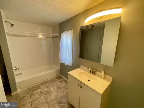 1 Cypress Ln, Middle River, MD 21220 photo 19