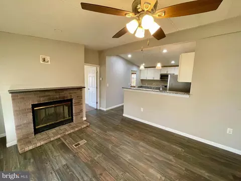 1 Cypress Ln, Middle River, MD 21220 photo 16