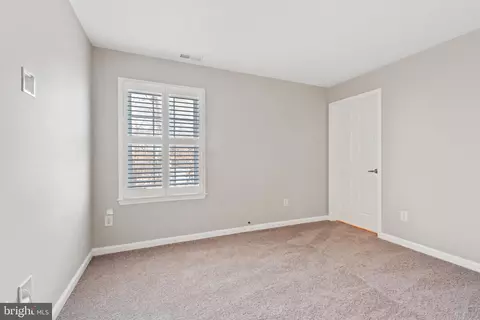 Bedroom - 7405 Plainview, Rosedale, MD 21237 photo 7 of 8