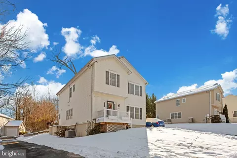 Exterior - 7405 Plainview, Rosedale, MD 21237 photo 1 of 3