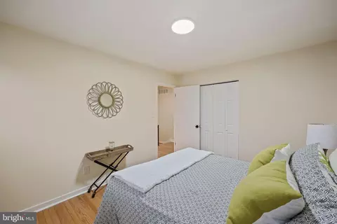 Bedroom - 4353 Crest Heights Rd, Baltimore, MD 21215 photo 2 of 7