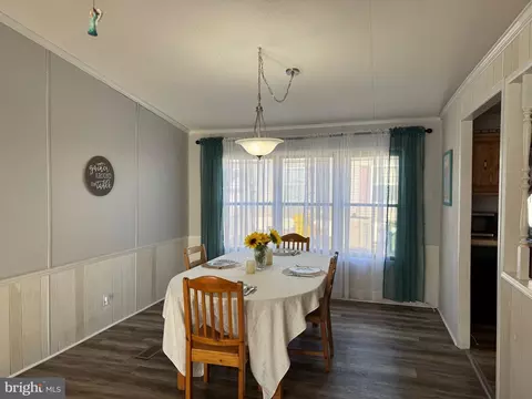 100 Roundup Rd, Middle River, MD 21220 photo 7
