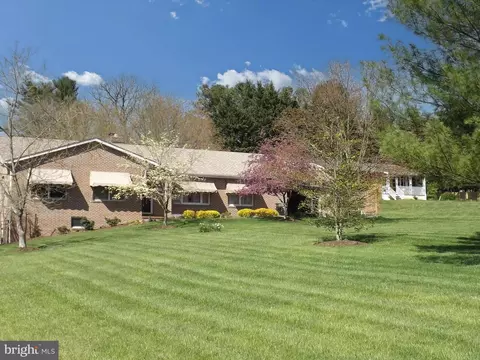 108 Longview Dr, Catonsville, MD 21228