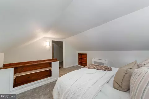 Bedroom - 1239 Willow Rd, Dundalk, MD 21222 photo 3 of 7