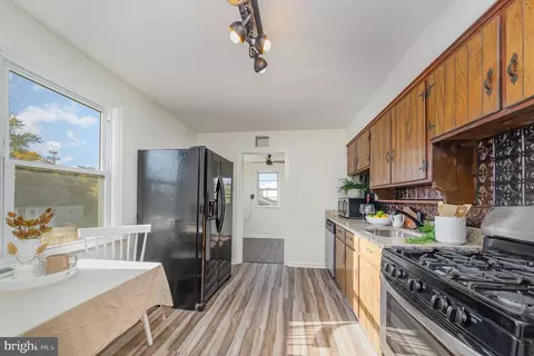 Kitchen - 1239 Willow Rd, Dundalk, MD 21222 photo 3 of 3