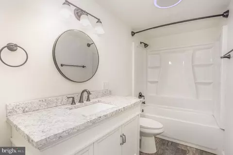 Bath - 1239 Willow Rd, Dundalk, MD 21222 photo 5 of 5