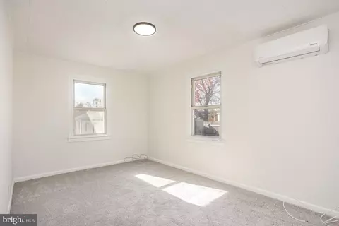Bedroom - 1239 Willow Rd, Dundalk, MD 21222 photo 6 of 7