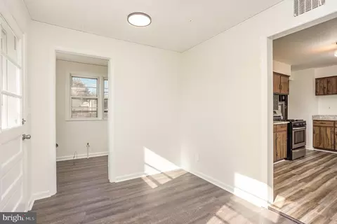 Entry Way - 1239 Willow Rd, Dundalk, MD 21222 photo 3 of 3