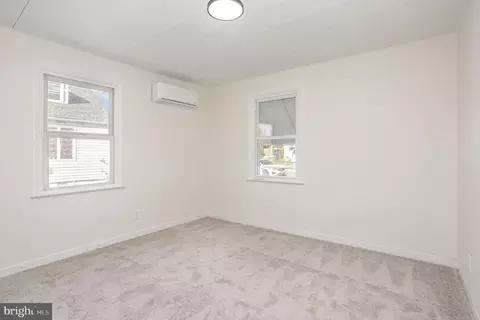 Bedroom - 1239 Willow Rd, Dundalk, MD 21222 photo 4 of 7