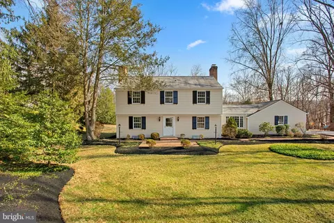 12807 Dulaney Valley Rd, Glen Arm, MD 21057