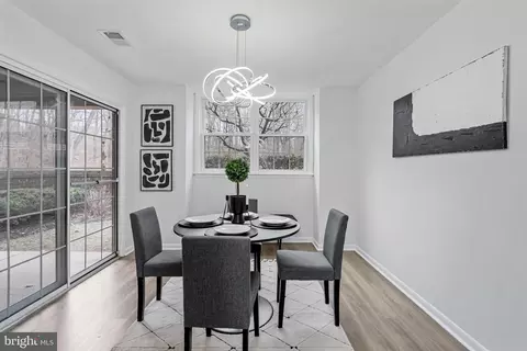 2147 A Woodbox Ln #2147A, Baltimore, MD 21209 photo 9
