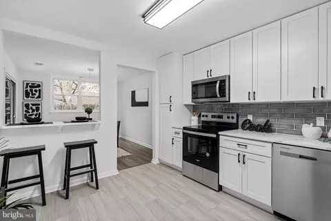 2147 A Woodbox Ln #2147A, Baltimore, MD 21209 photo 13