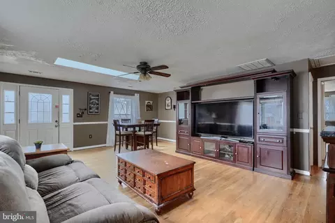 1309 3rd Rd, Middle River, MD 21220 photo 18