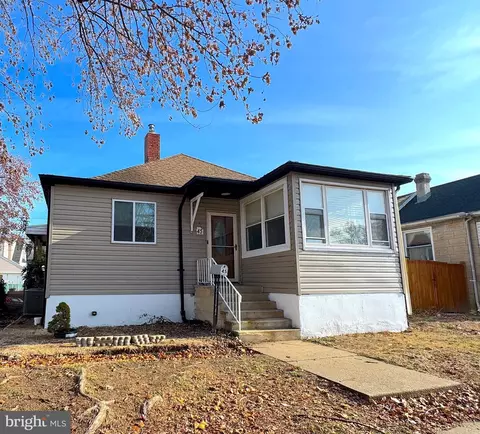 45 Broadship Rd, Dundalk, MD 21222