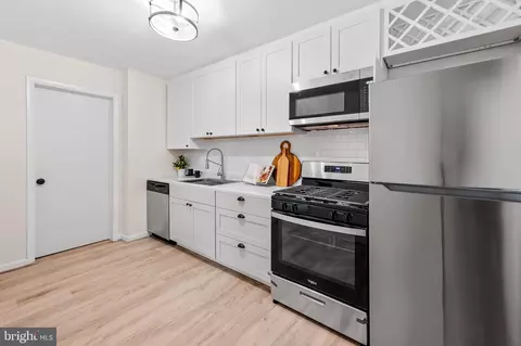 5661 Arnhem Rd, Baltimore, MD 21206 photo 8