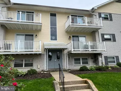 6 Warren Lodge Ct #2B, Cockeysville, MD 21030