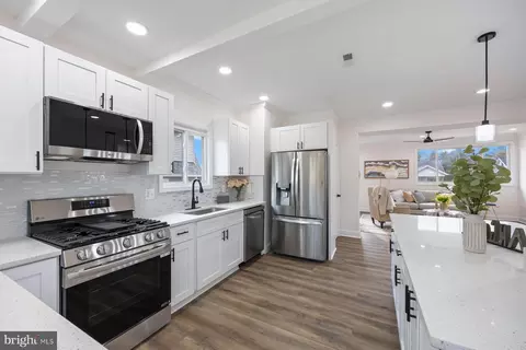 Kitchen - 1014 Overbrook, Baltimore, MD 21239 photo 3 of 3