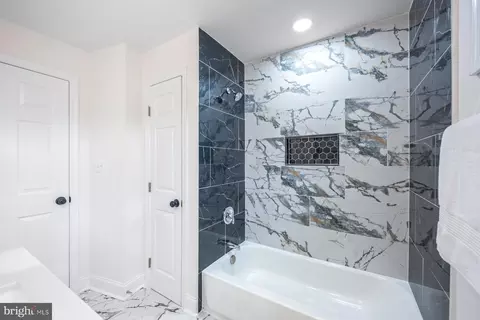 Bath - 1014 Overbrook, Baltimore, MD 21239 photo 4 of 5