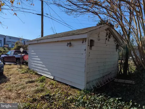 Other - 8212 Diamond Point Rd, Baltimore, MD 21224 photo 4 of 11
