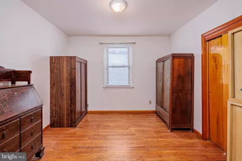 Bedroom - 7405 Chesapeake Ave, Edgemere, MD 21219 photo 5 of 11