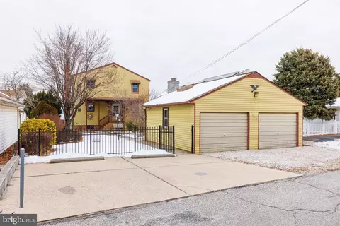 Exterior - 7405 Chesapeake Ave, Edgemere, MD 21219 photo 1 of 15