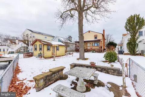 Exterior - 7405 Chesapeake Ave, Edgemere, MD 21219 photo 2 of 15