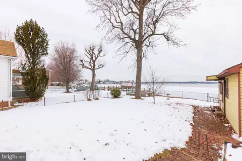 Exterior - 7405 Chesapeake Ave, Edgemere, MD 21219 photo 15 of 15