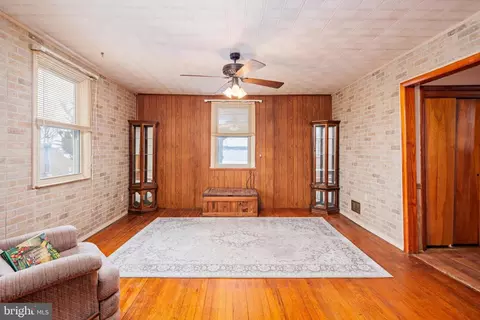 Living - 7405 Chesapeake Ave, Edgemere, MD 21219 photo 4 of 5