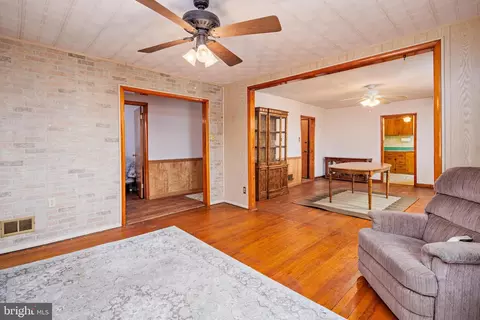 Living - 7405 Chesapeake Ave, Edgemere, MD 21219 photo 5 of 5
