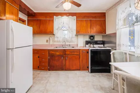 Kitchen - 7405 Chesapeake Ave, Edgemere, MD 21219 photo 1 of 4