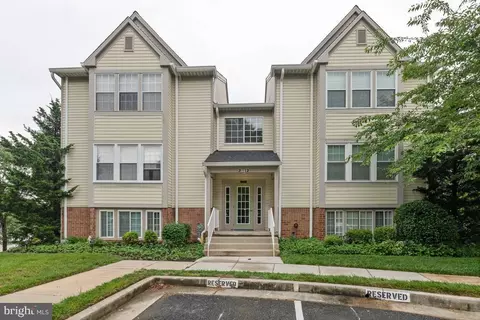 2 Surrey Ln #103, Nottingham, MD 21236