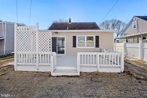 Exterior - 27 Terrace Rd, Essex, MD 21221 photo 2 of 2