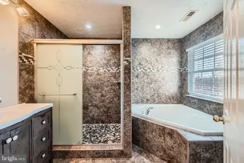 9655 Davison Rd, Middle River, MD 21220 photo 24