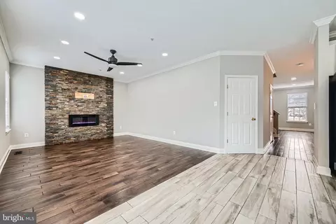 9655 Davison Rd, Middle River, MD 21220 photo 17