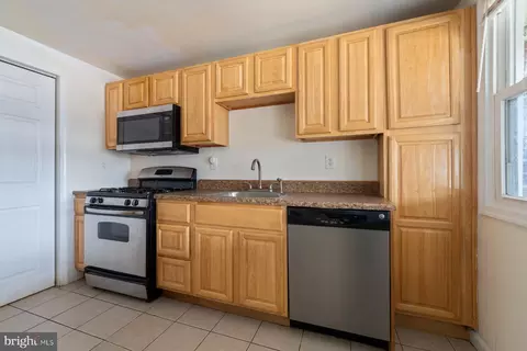 Kitchen - 3167 Kessler Rd, Halethorpe, MD 21227 photo 1 of 3
