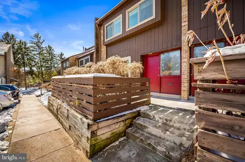 7 Penny Ln #7, Baltimore, MD 21209
